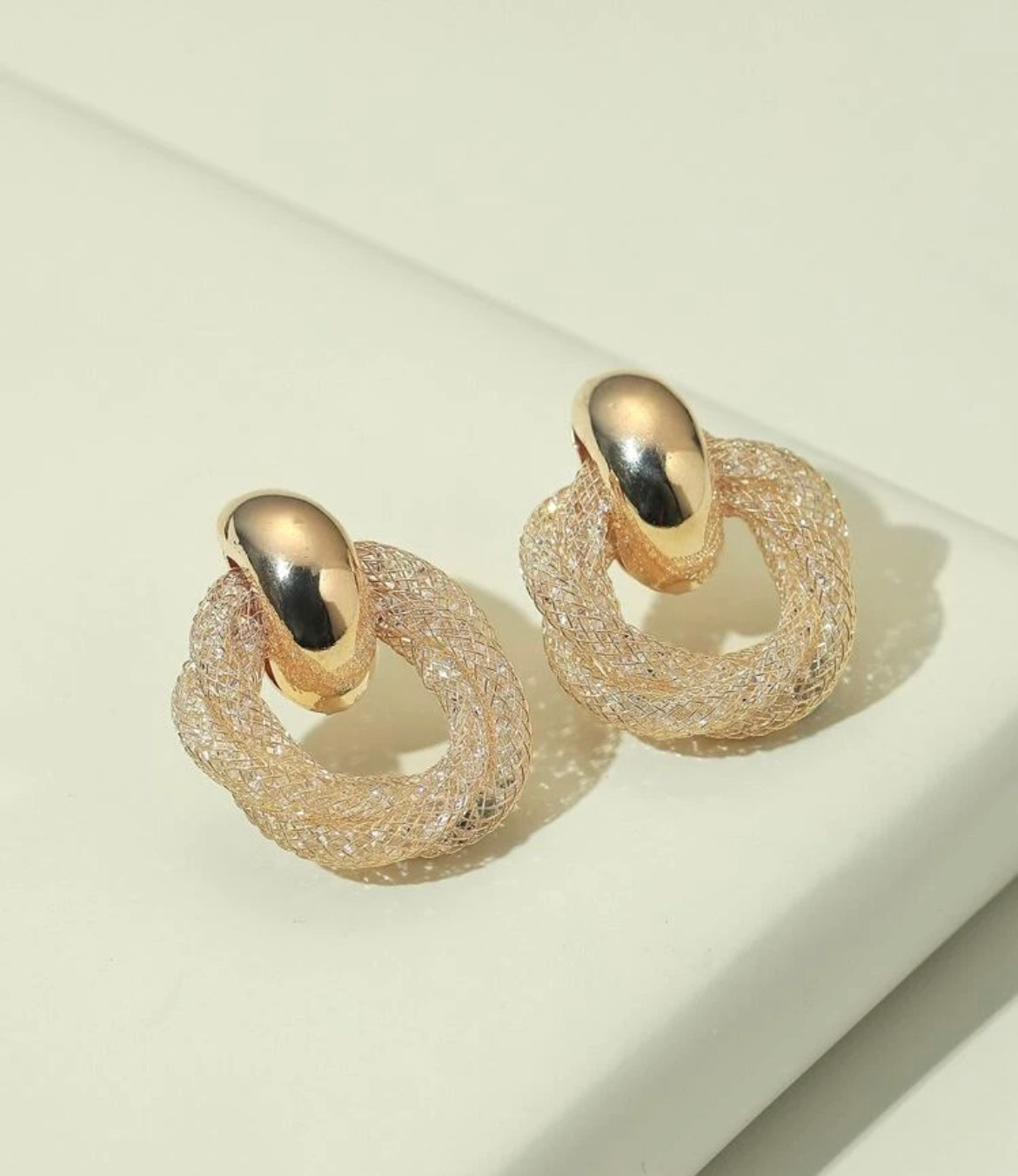 Gold decor earrings