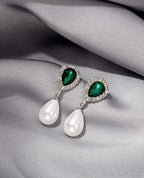 Pearl drop earrings